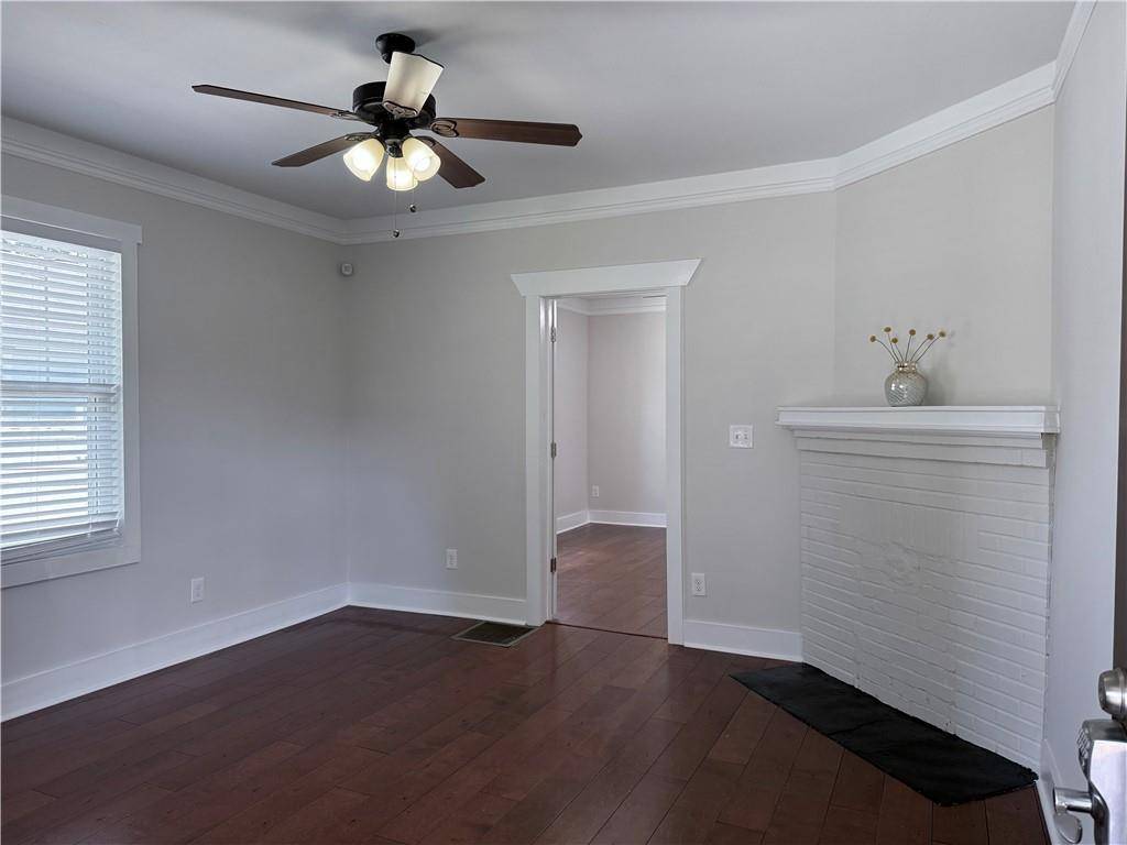Atlanta, GA 30337,1647 Walker AVE