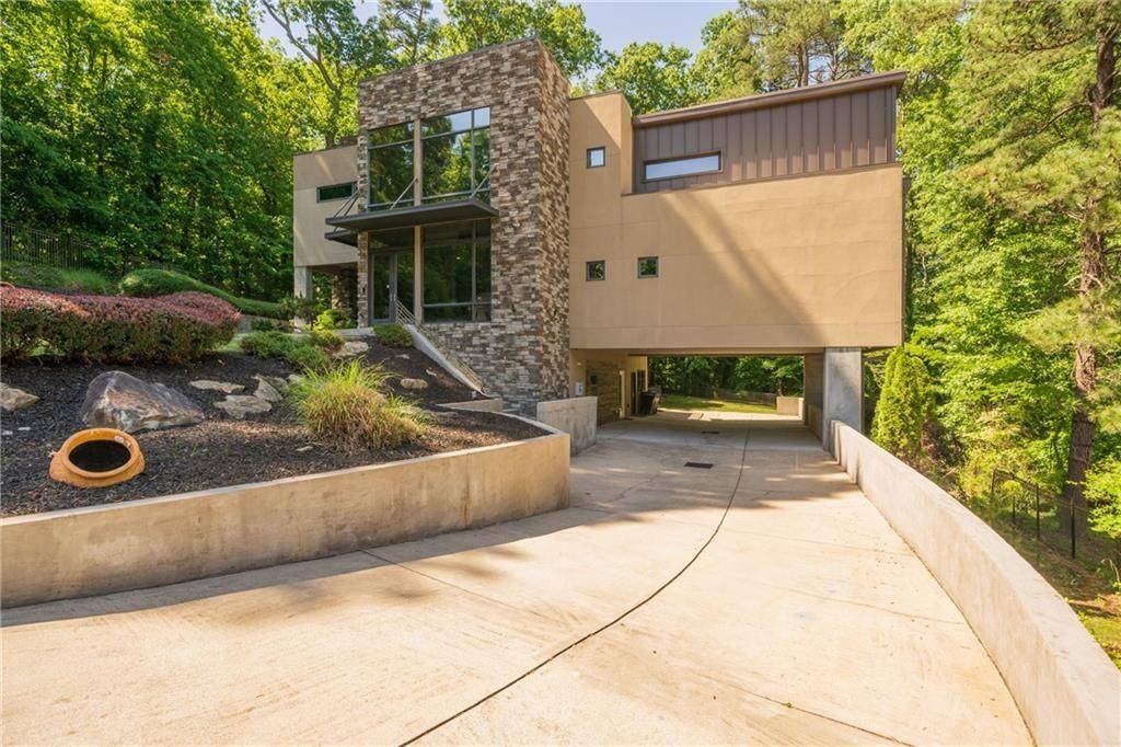 Atlanta, GA 30318,643 Larchmont CIR NW