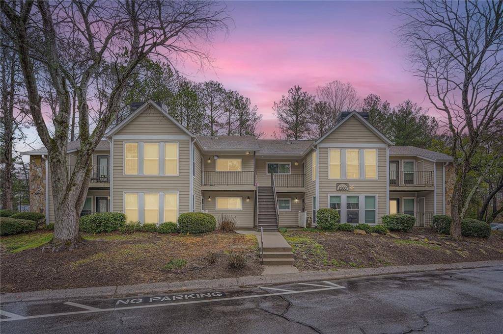Roswell, GA 30075,1204 Lake Pointe CIR