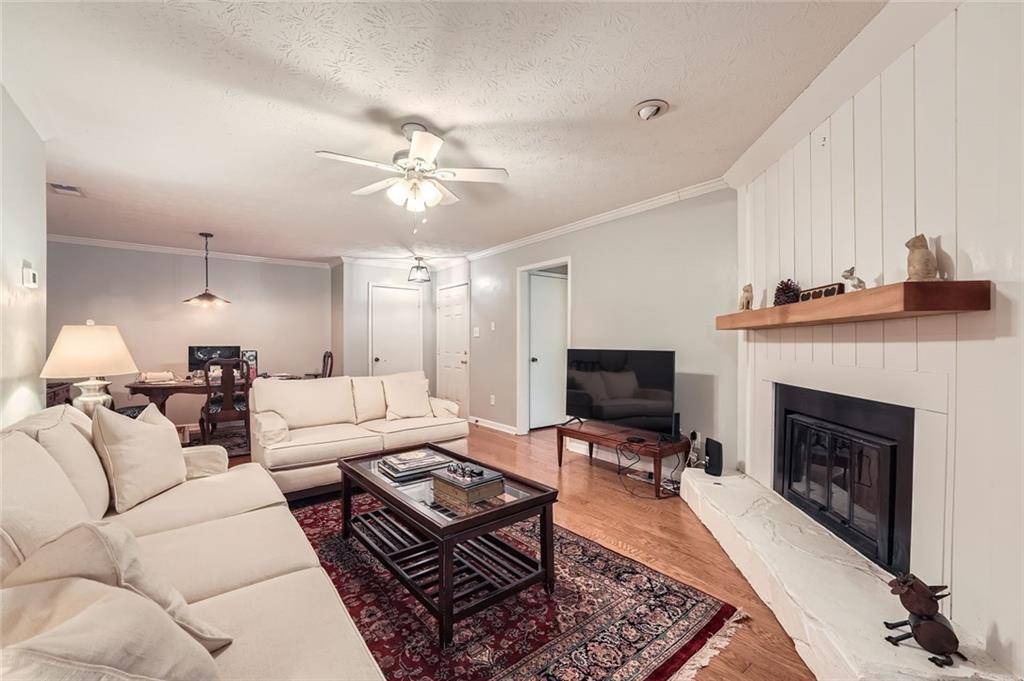 Roswell, GA 30075,1204 Lake Pointe CIR