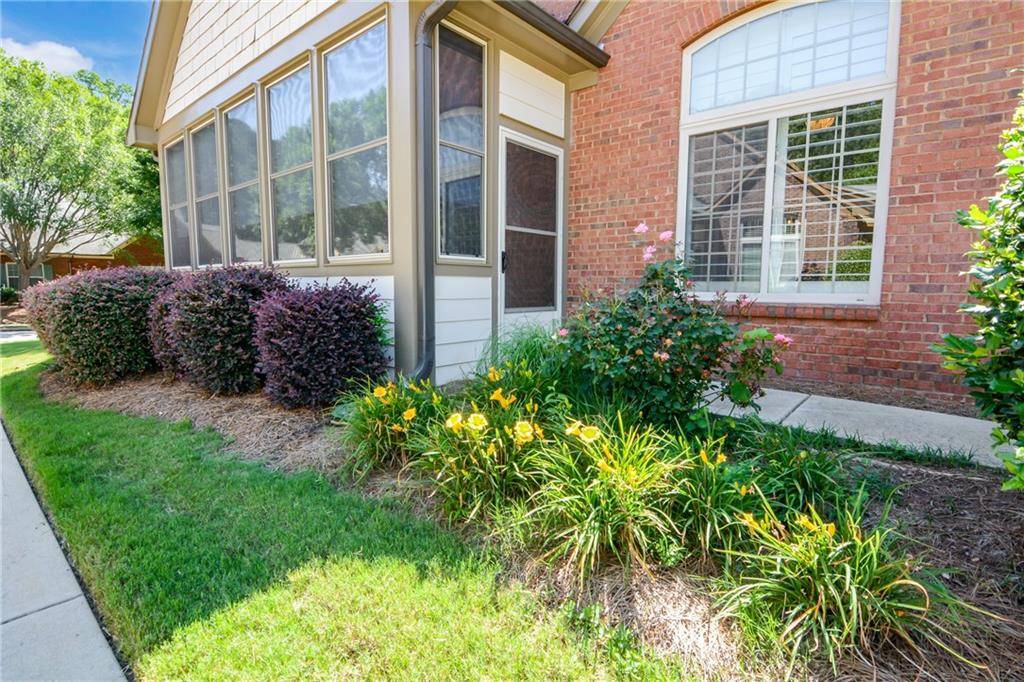 Marietta, GA 30144,120 CHASTAIN RD #202