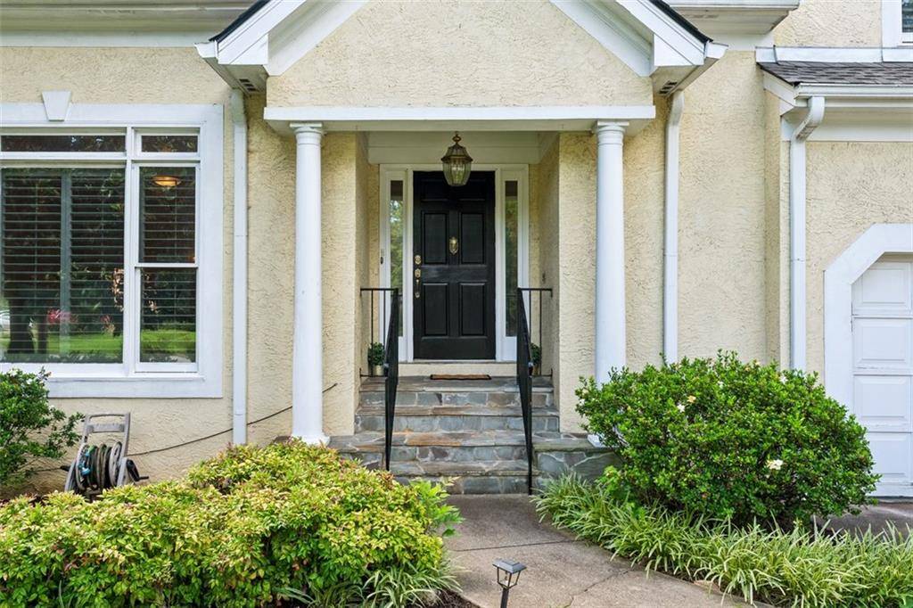 Marietta, GA 30067,16 ANCIENT OAK CT NE