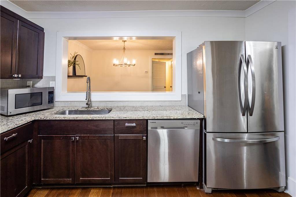 Atlanta, GA 30324,2901 Lenox RD NE #610