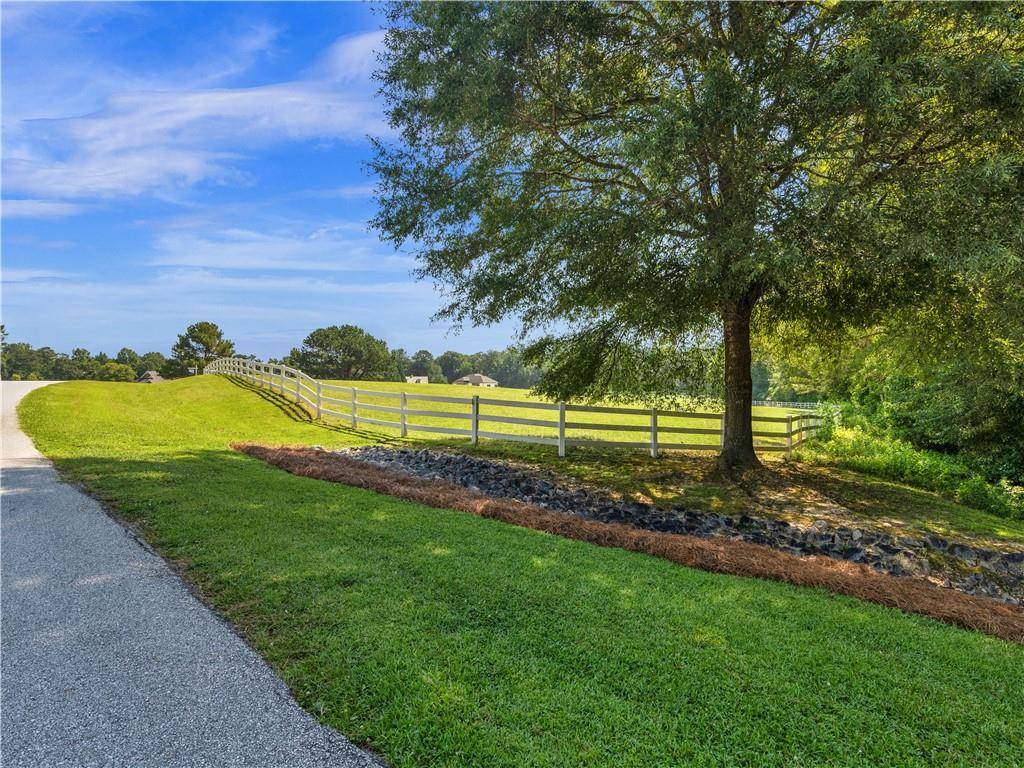 Oxford, GA 30054,10 Longview DR