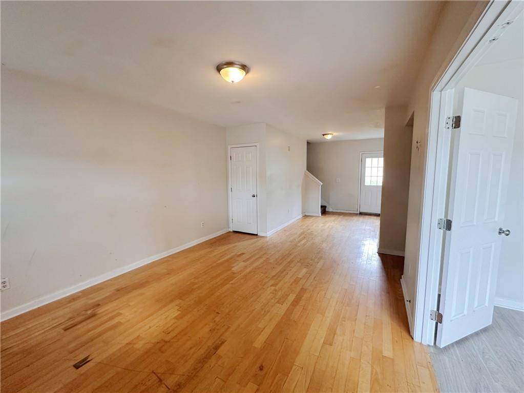 Monroe, GA 30655,833 Store House CT #B