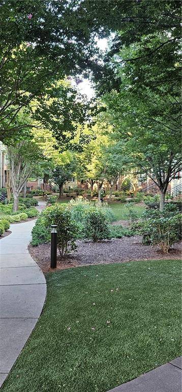 Atlanta, GA 30328,801 Perennial DR