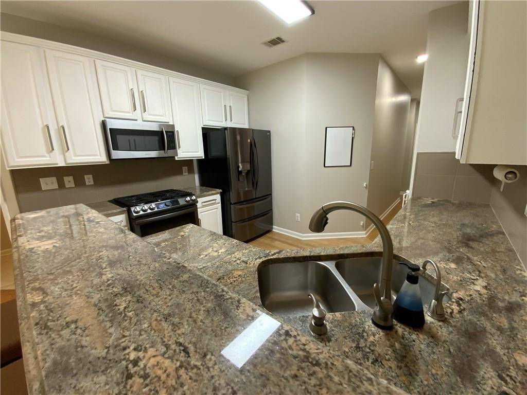 Hoschton, GA 30548,1165 Emperor LN