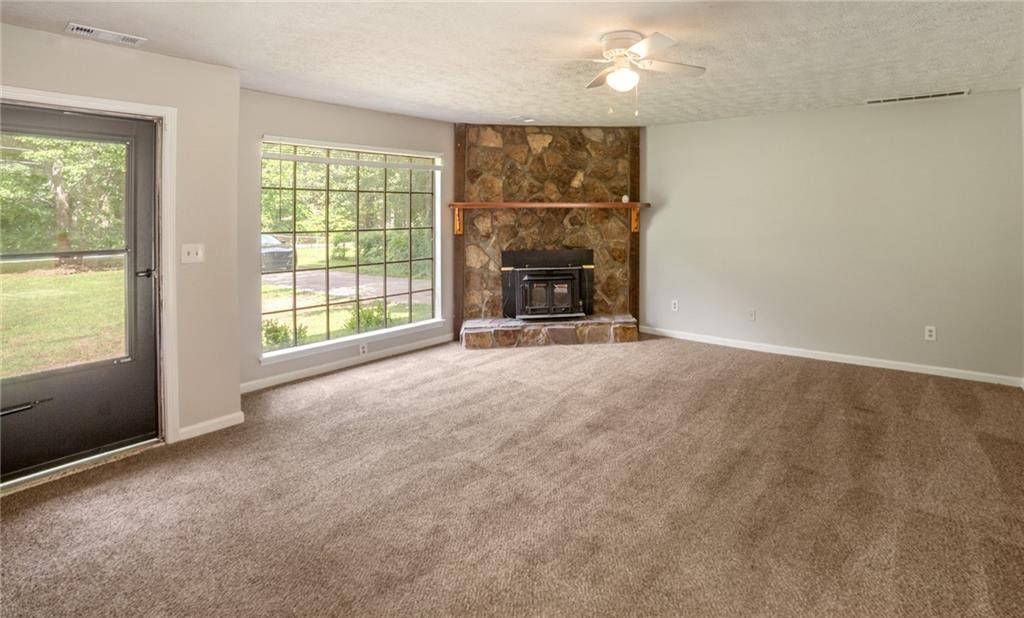 Riverdale, GA 30274,8332 Webb RD