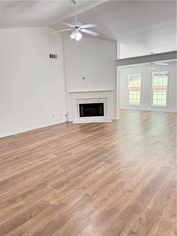 Hoschton, GA 30548,1925 E Bay ST