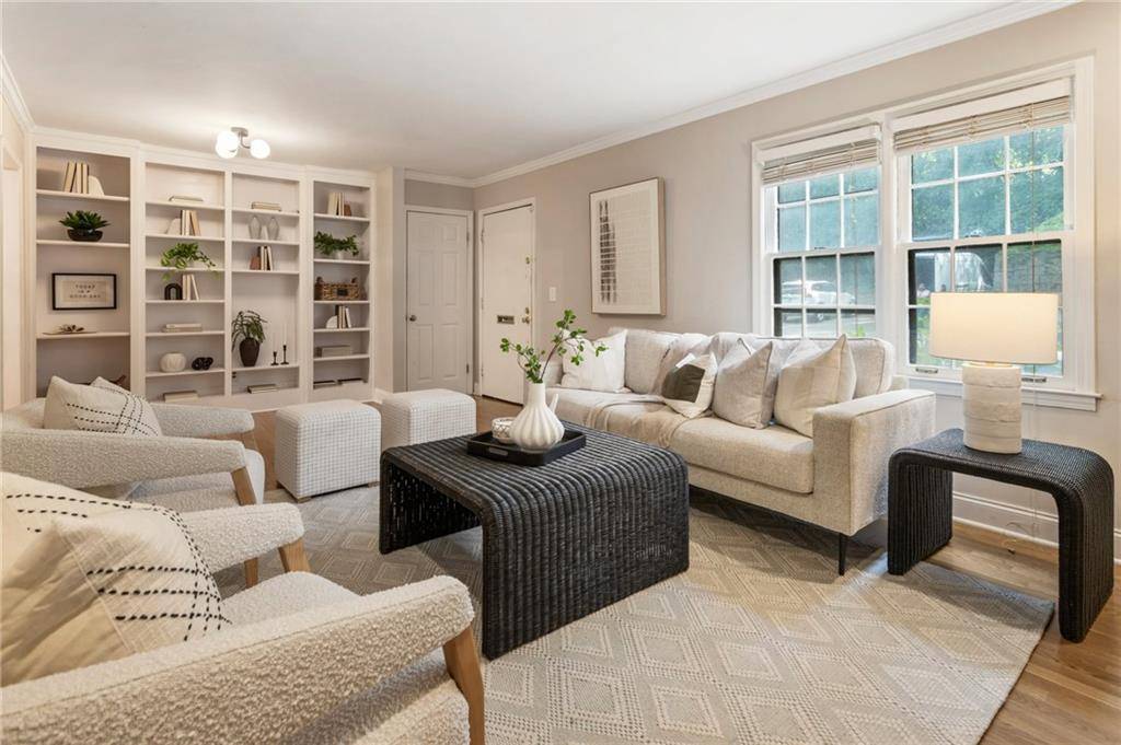 Atlanta, GA 30327,19 Arpege WAY NW