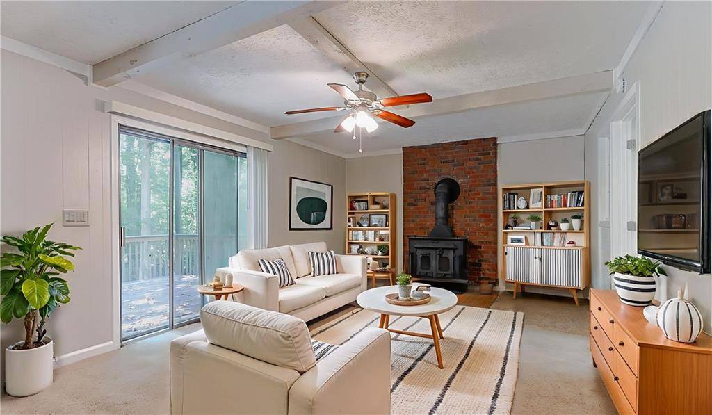 Stone Mountain, GA 30087,416 Pineburr LN