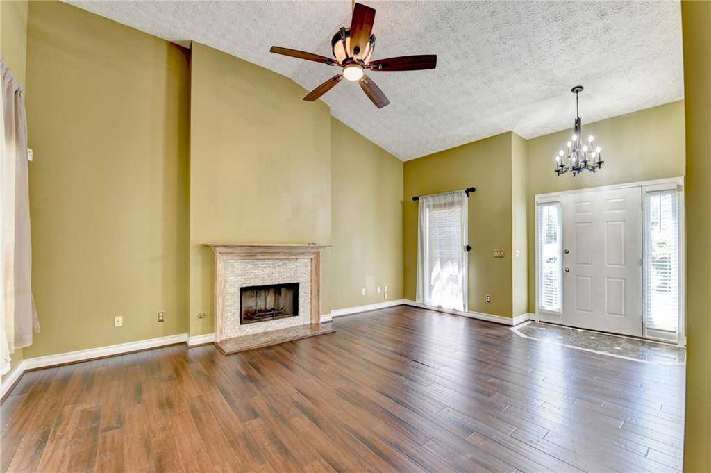Suwanee, GA 30024,2915 White Blossom LN
