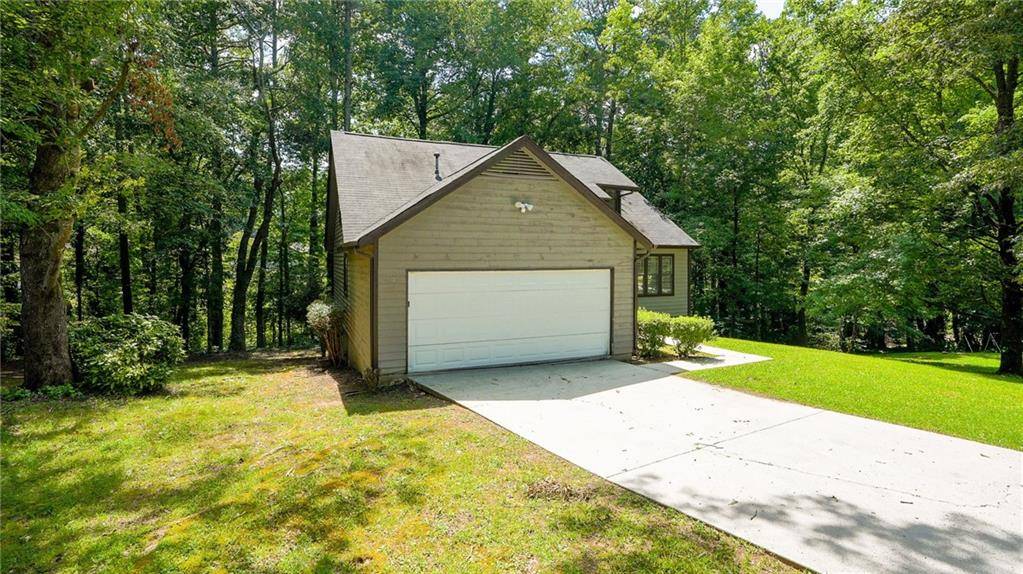 Stone Mountain, GA 30088,1070 Chapman LN