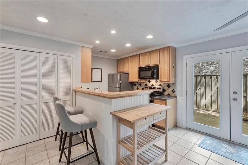 Atlanta, GA 30327,8 Arpege WAY NW