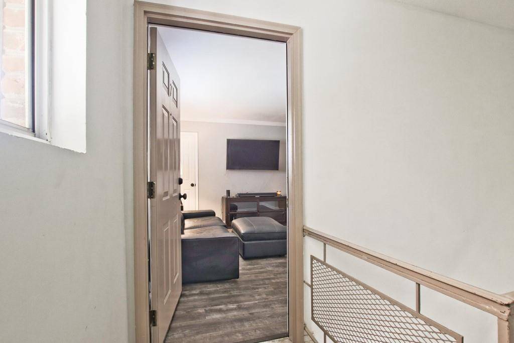 Atlanta, GA 30328,315 Hilderbrand DR #C7