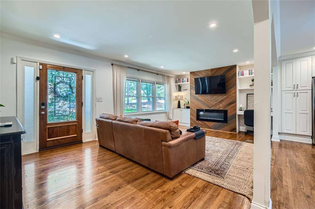 Atlanta, GA 30337,2194 Lyle RD