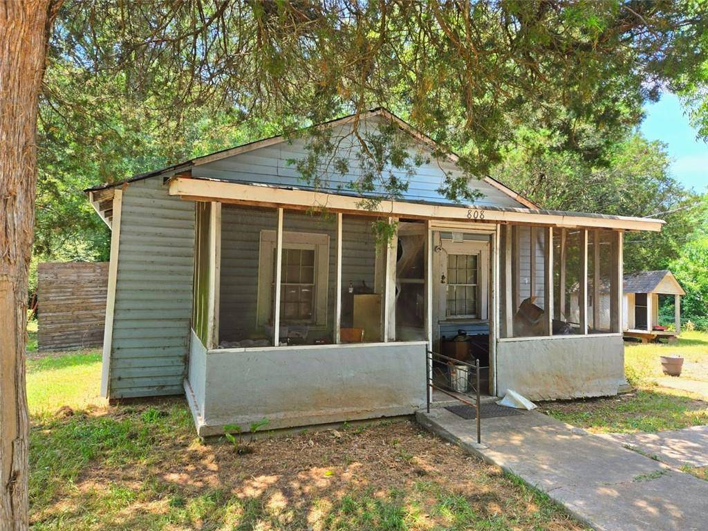 Monroe, GA 30655,808 DAVIS ST