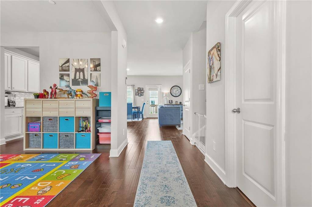 Marietta, GA 30060,176 Fender WALK