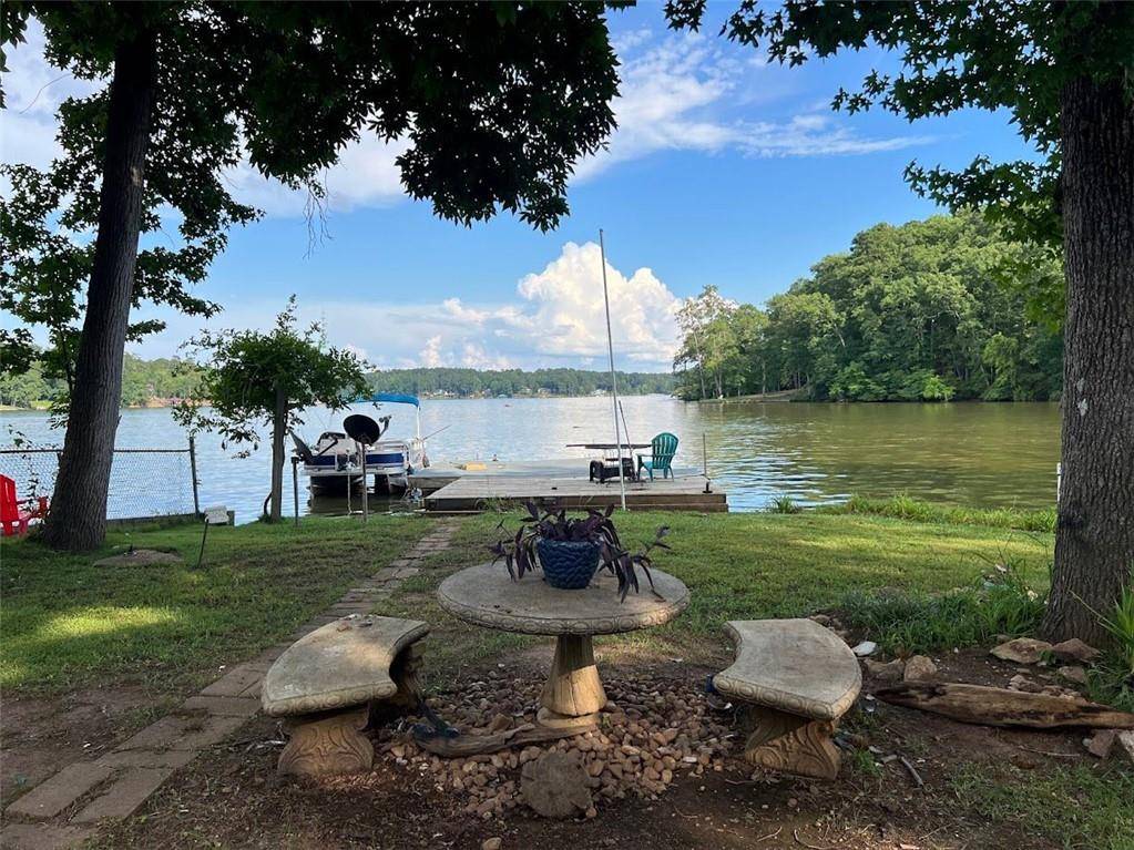 Jackson, GA 30233,230 ARROW POINT RD
