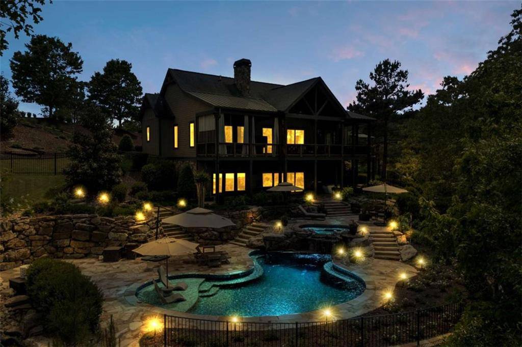 Toccoa, GA 30577,1644 Currahee Club DR