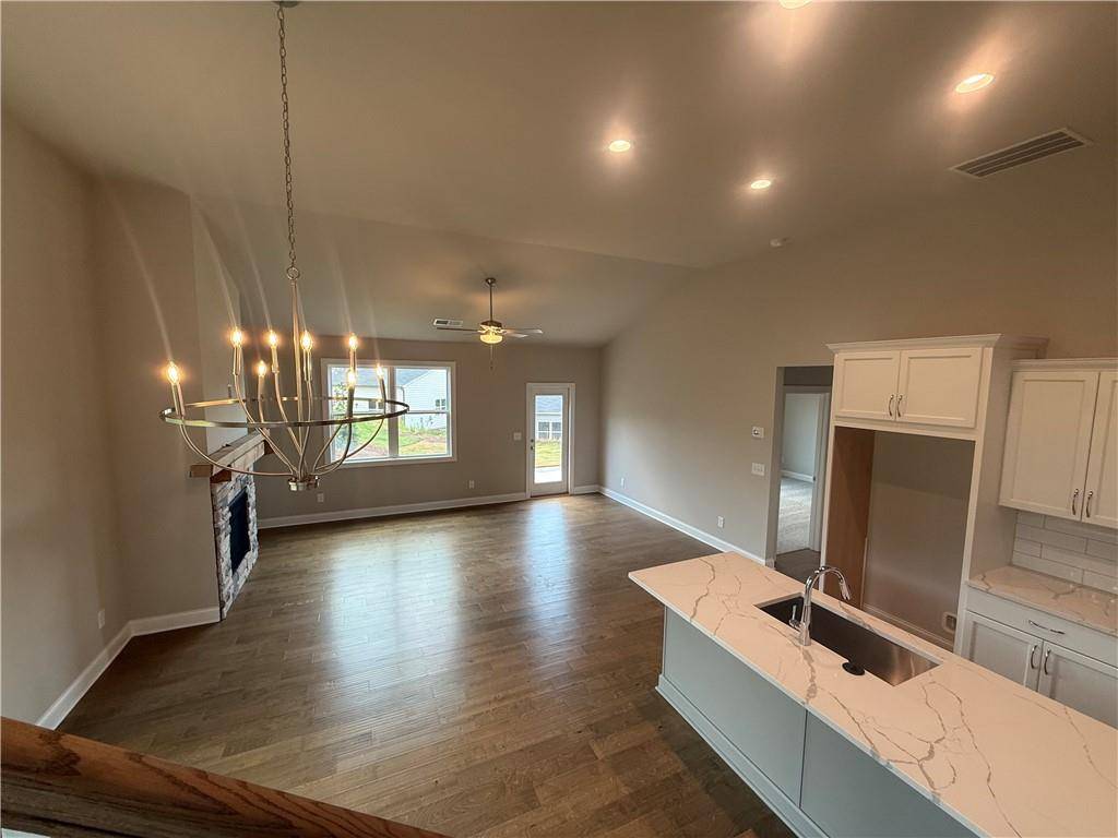 Canton, GA 30114,341 Lakeside CT