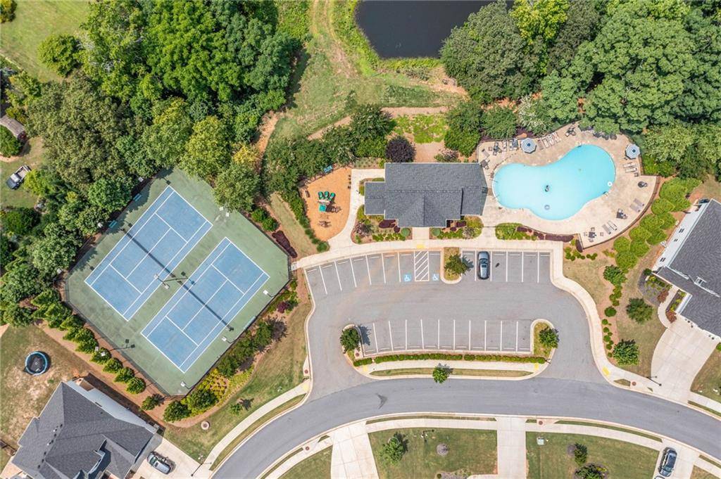 Canton, GA 30115,157 Crest Brooke DR