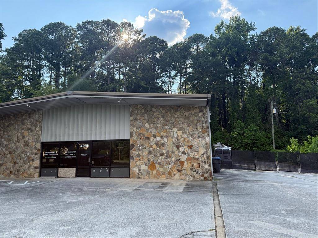 Marietta, GA 30066,4015 Canton RD
