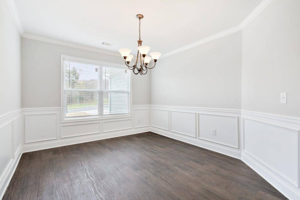 Commerce, GA 30529,25 Casey CT