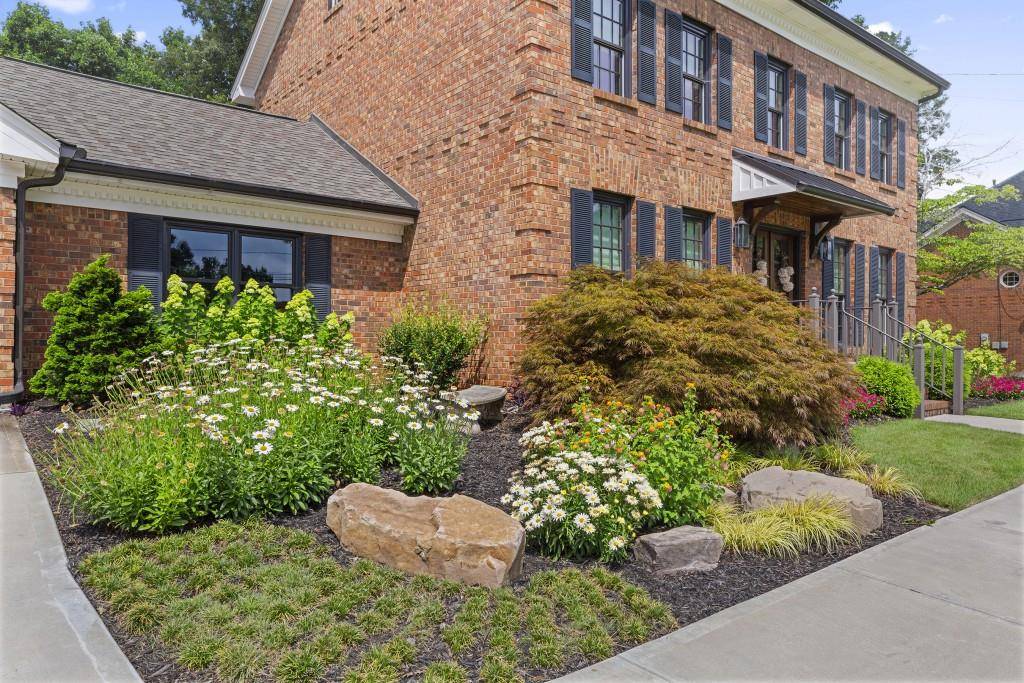 Lilburn, GA 30047,103 Planters DR