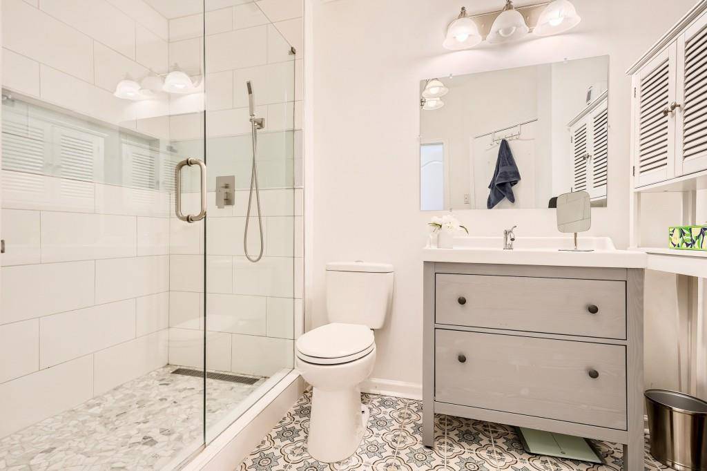 Atlanta, GA 30308,800 Peachtree ST #502