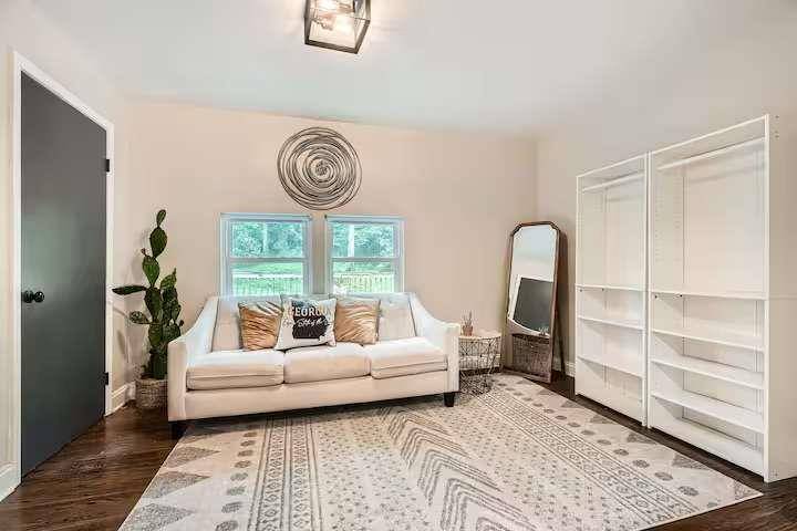 Atlanta, GA 30331,3516 Dale LN