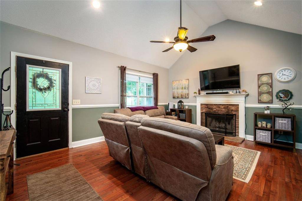 White, GA 30184,117 GREATWOOD DR