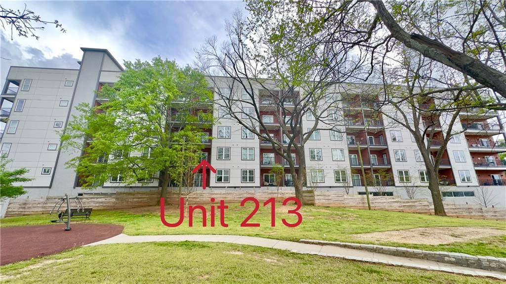 Atlanta, GA 30308,525 Parkway DR NE #213