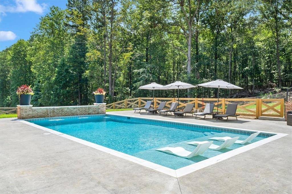 Auburn, GA 30011,1380 Cronic Town RD