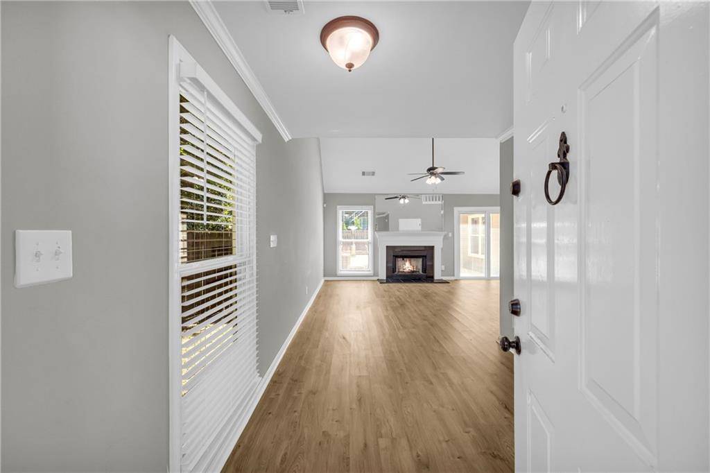 Alpharetta, GA 30005,5479 Bridge Pointe DR