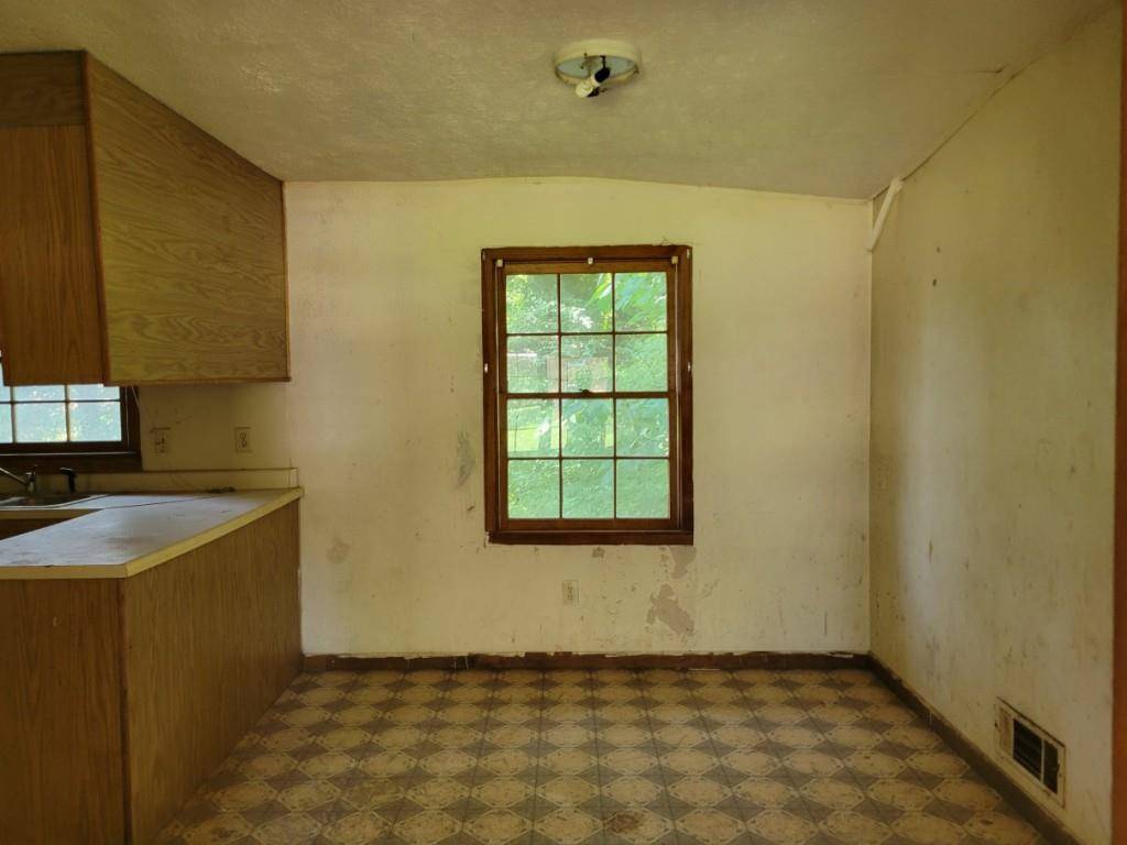 Griffin, GA 30223,1816 Hallmark DR