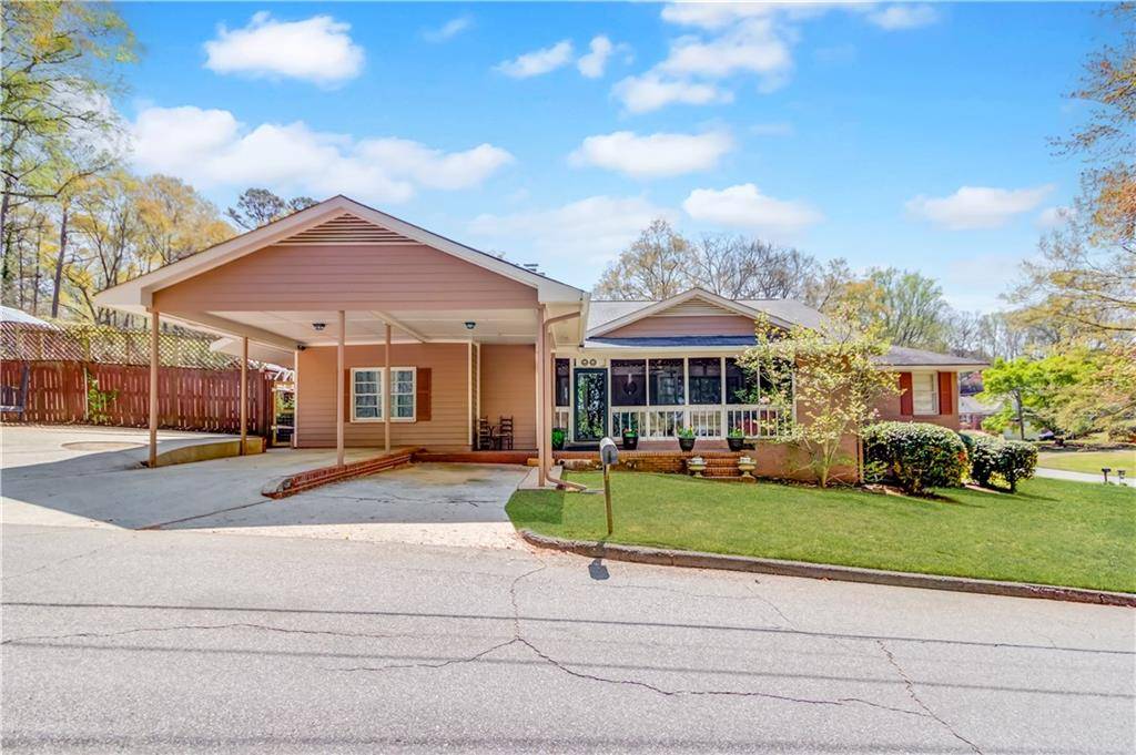 Monroe, GA 30655,114 Pine CIR