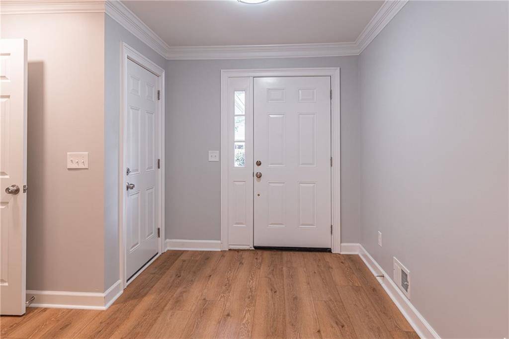 Alpharetta, GA 30022,27 S Riversong LN