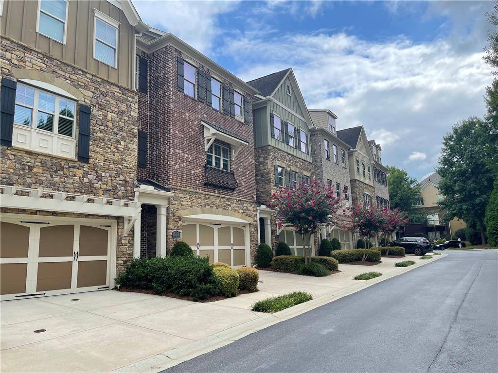 Atlanta, GA 30328,915 Dumaine TRCE