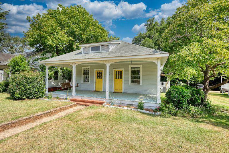 Porterdale, GA 30014,41 N BROAD ST
