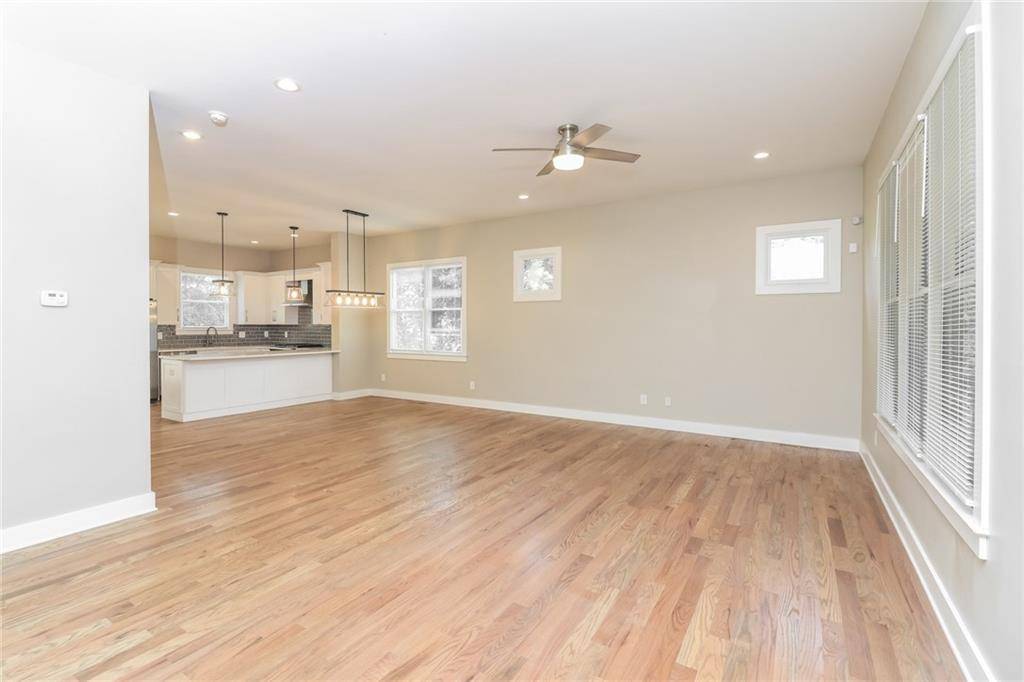 Atlanta, GA 30310,1121 Birch ST SW