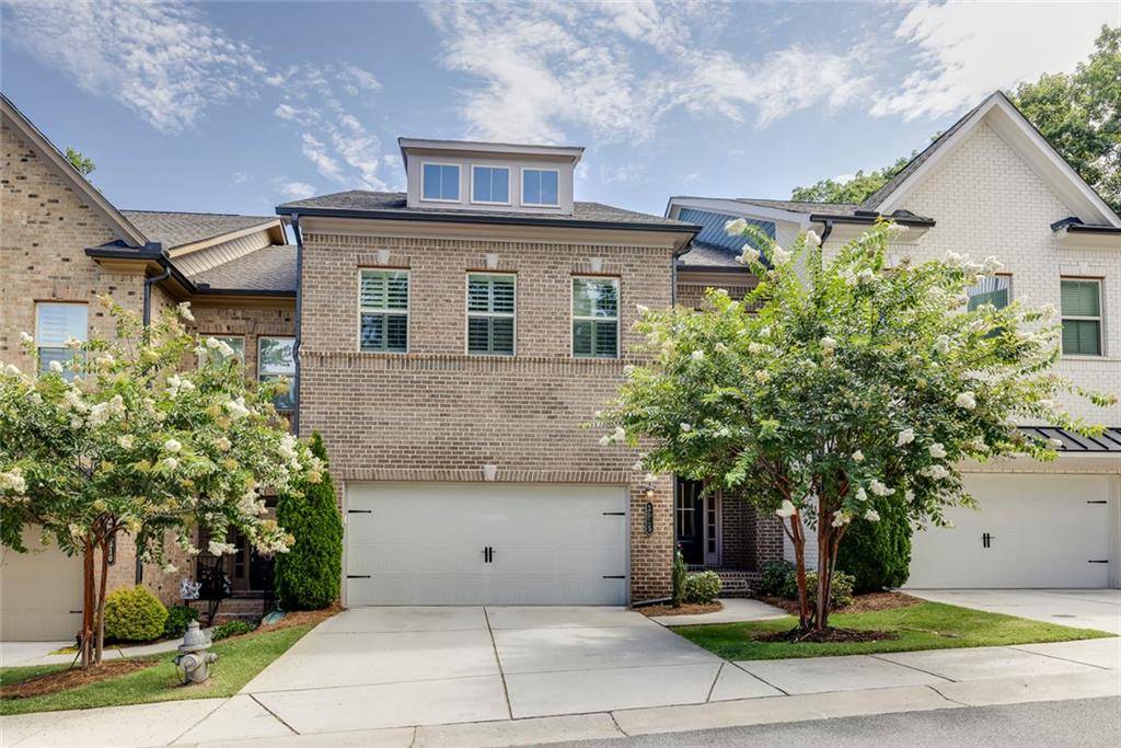 Dunwoody, GA 30338,1616 Prestwick LN