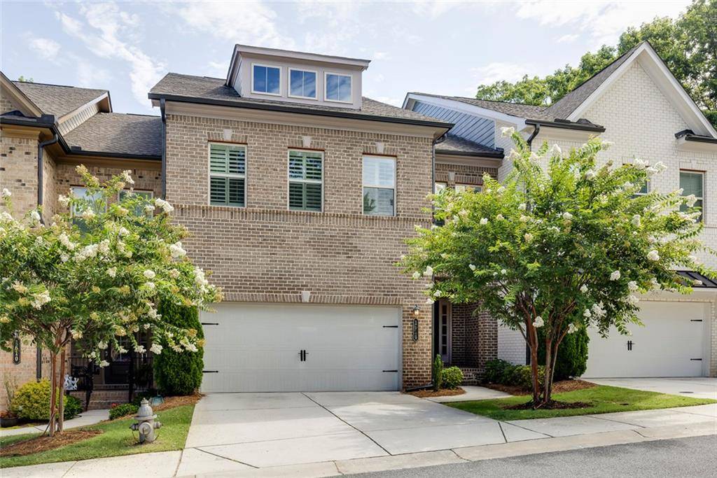 Dunwoody, GA 30338,1616 Prestwick LN