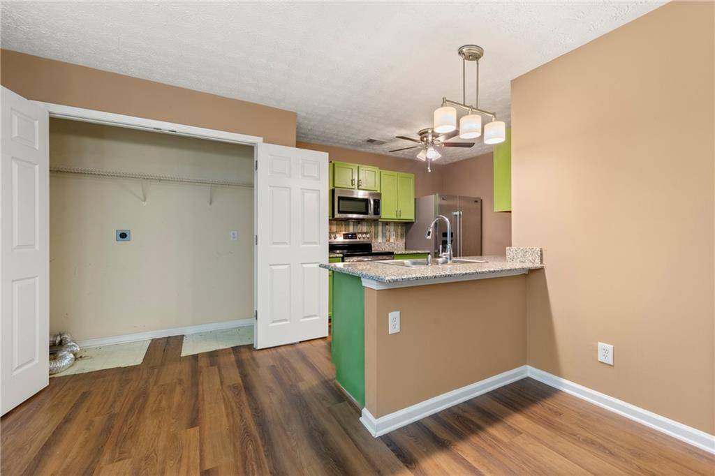 Riverdale, GA 30296,1382 Hollenbeck LN