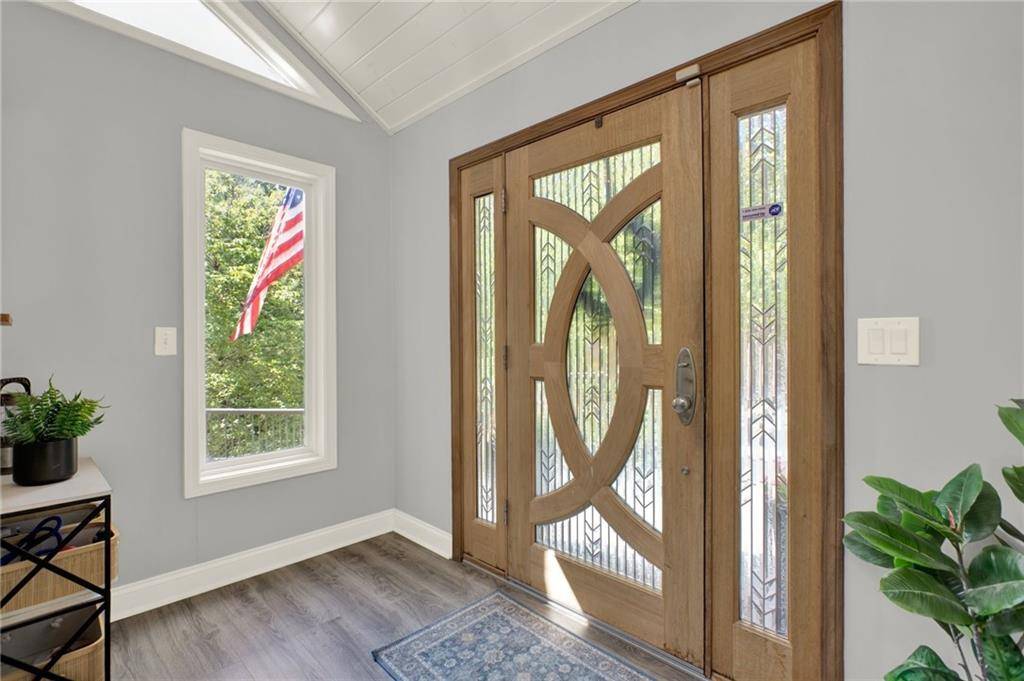 Waleska, GA 30183,117 LAKEVIEW CIR