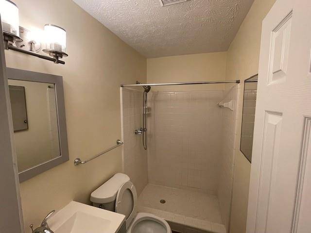 Tucker, GA 30084,5012 Leeshire Trail #B