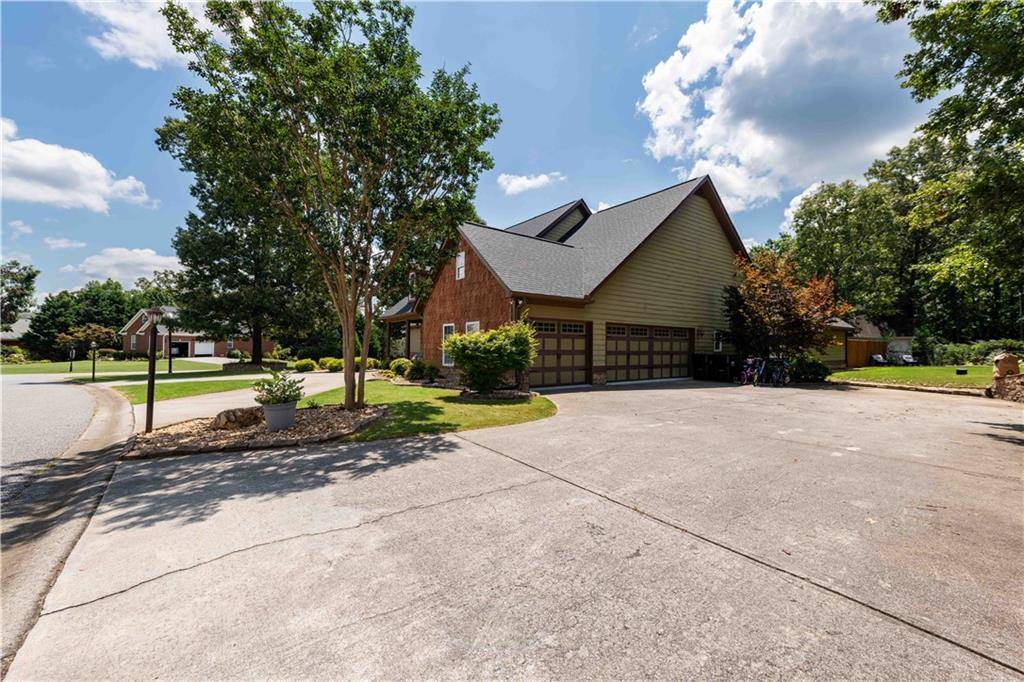 Adairsville, GA 30103,42 Rocky Mountain PASS