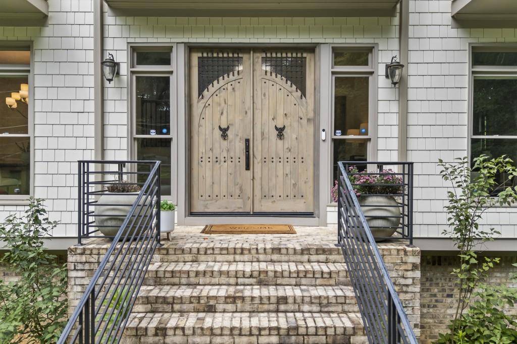 Atlanta, GA 30306,1742 Helen DR NE