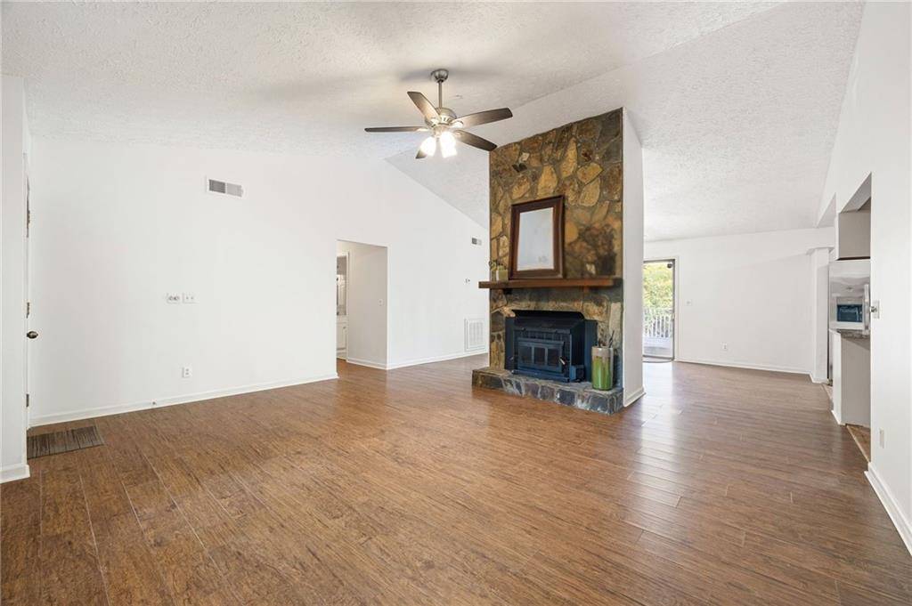 Woodstock, GA 30188,503 Azalea CT