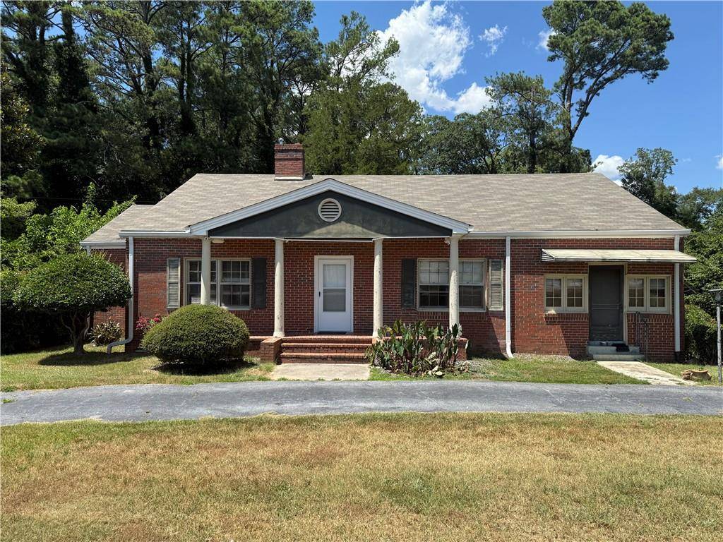 Conyers, GA 30012,998 Highland CIR SE